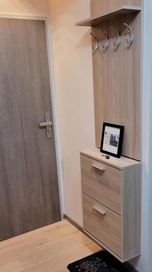Green Terrace Family Apartment Вроцлав Екстериор снимка